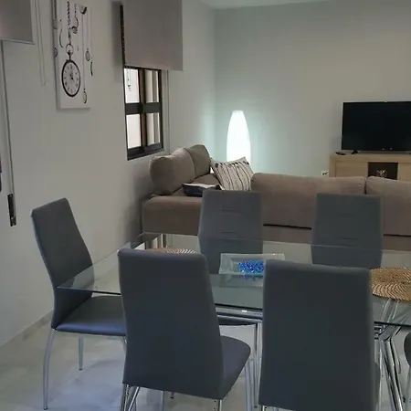 Entre Patios Valladares Apartment *